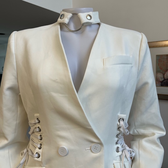 ❣️🆕Fashion Nova X Cardi B White Boardin’ Jets Blazer Dress❣️ - Picture 4 of 13